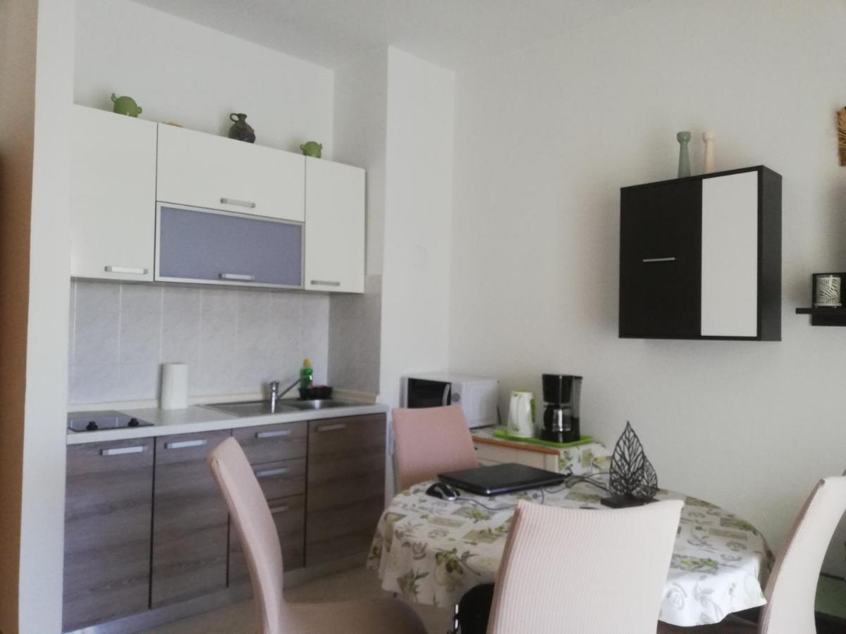 Apartments Mirela Poreč Exterior foto